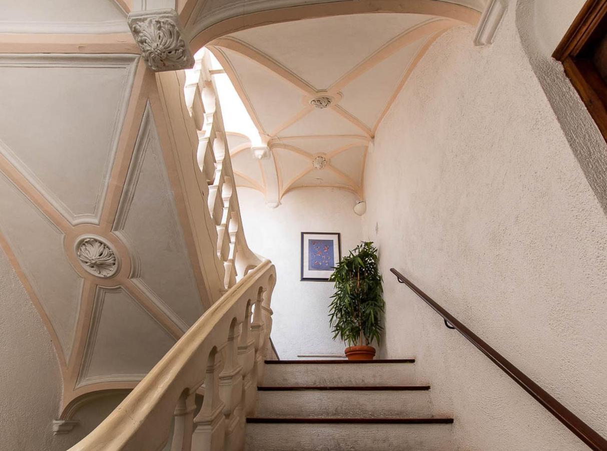 אנטיב Superbe Appartement Dans Le Coeur De La Ville מראה חיצוני תמונה